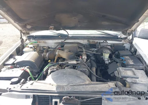 1997 Chevrolet Suburban 1500 from USA, damaged, VIN 3GNFK16R2VG178891